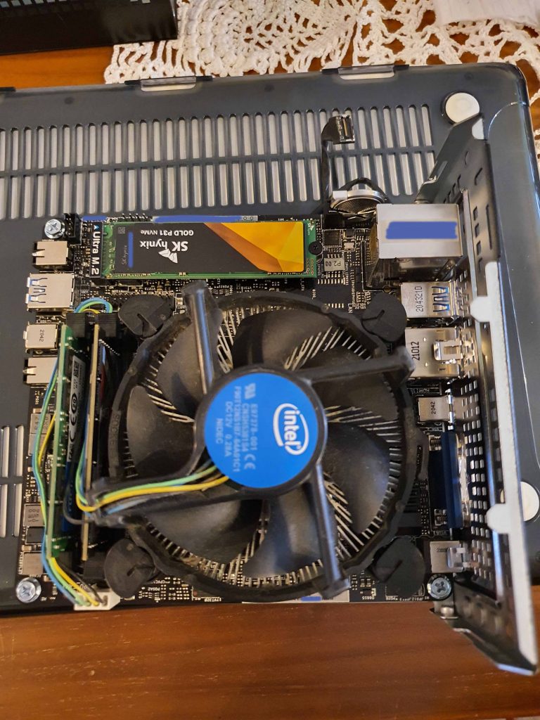 Resorted to using a stock Intel cooler i had lying around